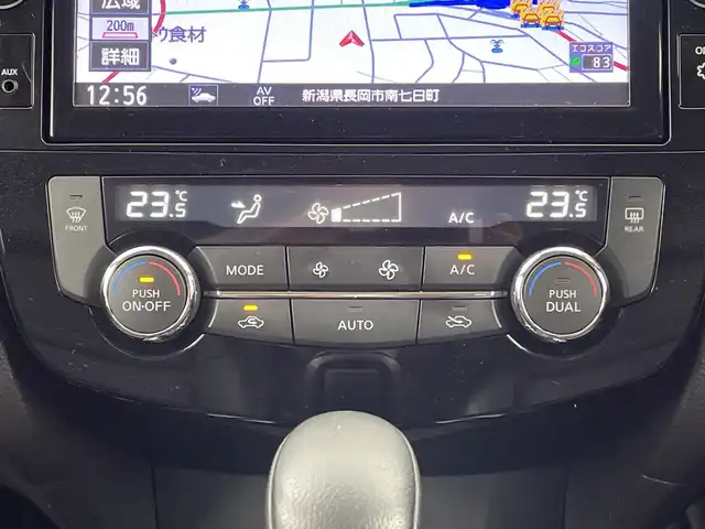 日産 エクストレイル 20Xi 新潟県 2020(令2)年 6万km ダイヤモンドブラック 4WD/プロパイロット/社外SDナビ/(AM/FM/CD/DVD/Blu-ray/フルセグ/Bluetooth)/全方位モニター/前方ドライブレコーダー/パワーバックドア/インテリジェンスクルーズコントロール/LEDオートライト/レザーシート/全席シートヒーター/社外18インチアルミホイール/ルーフレール/純正フロアマット/ドアバイザー/スマートキー/ETC