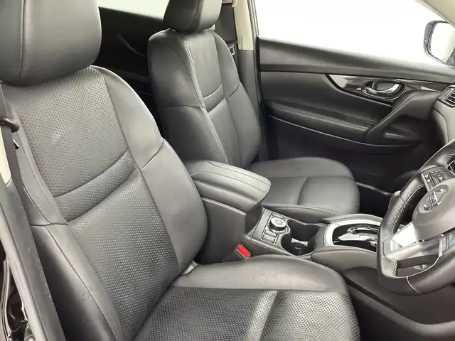 日産 エクストレイル 20Xi 新潟県 2020(令2)年 6万km ダイヤモンドブラック 4WD/プロパイロット/社外SDナビ/(AM/FM/CD/DVD/Blu-ray/フルセグ/Bluetooth)/全方位モニター/前方ドライブレコーダー/パワーバックドア/インテリジェンスクルーズコントロール/LEDオートライト/レザーシート/全席シートヒーター/社外18インチアルミホイール/ルーフレール/純正フロアマット/ドアバイザー/スマートキー/ETC