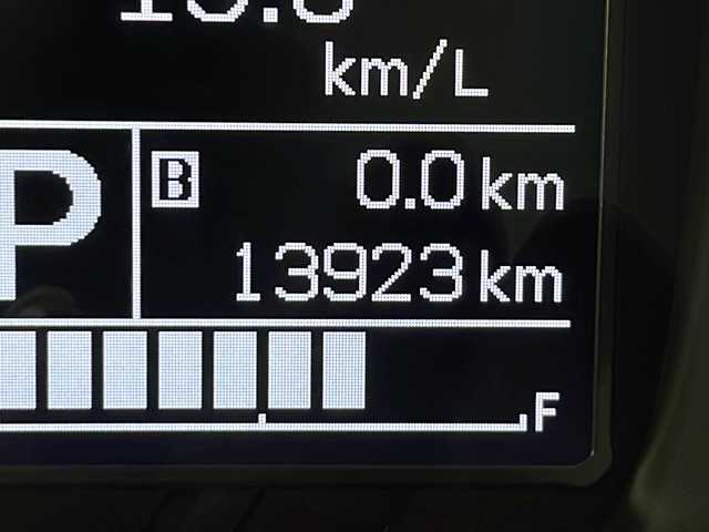 スズキ クロスビー HYBRID MV 秋田県 2024(令6)年 1.4万km キャラバンアイボリーパールメタリック/ホワイト 2トーンルーフ 4WD/社外ナビ/(FM/AM/Bluetooth/ワンセグ/CD/DVD)/バックカメラ/ターボ/クルーズコントロール/横滑り防止装置/レーンキープアシスト/コーナーセンサー/衝突軽減装置/アイドリングストップ/ダウンヒルアシスト/ETC/ステアリングリモコン/パドルシフト/D/N席シートヒーター/ドアミラーヒータ/オートライト/オートハイビーム/ヘッドライトレベライザー/純正アルミホイール/社外フロアマット/電動格納ミラー/スマートキー/プッシュスタート