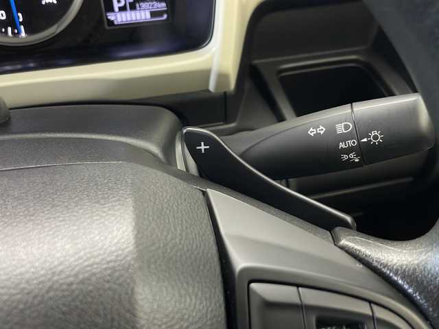スズキ クロスビー HYBRID MV 秋田県 2024(令6)年 1.4万km キャラバンアイボリーパールメタリック/ホワイト 2トーンルーフ 4WD/社外ナビ/(FM/AM/Bluetooth/ワンセグ/CD/DVD)/バックカメラ/ターボ/クルーズコントロール/横滑り防止装置/レーンキープアシスト/コーナーセンサー/衝突軽減装置/アイドリングストップ/ダウンヒルアシスト/ETC/ステアリングリモコン/パドルシフト/D/N席シートヒーター/ドアミラーヒータ/オートライト/オートハイビーム/ヘッドライトレベライザー/純正アルミホイール/社外フロアマット/電動格納ミラー/スマートキー/プッシュスタート