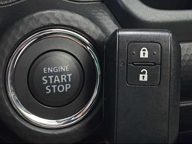 スズキ クロスビー HYBRID MV 秋田県 2024(令6)年 1.4万km キャラバンアイボリーパールメタリック/ホワイト 2トーンルーフ 4WD/社外ナビ/(FM/AM/Bluetooth/ワンセグ/CD/DVD)/バックカメラ/ターボ/クルーズコントロール/横滑り防止装置/レーンキープアシスト/コーナーセンサー/衝突軽減装置/アイドリングストップ/ダウンヒルアシスト/ETC/ステアリングリモコン/パドルシフト/D/N席シートヒーター/ドアミラーヒータ/オートライト/オートハイビーム/ヘッドライトレベライザー/純正アルミホイール/社外フロアマット/電動格納ミラー/スマートキー/プッシュスタート