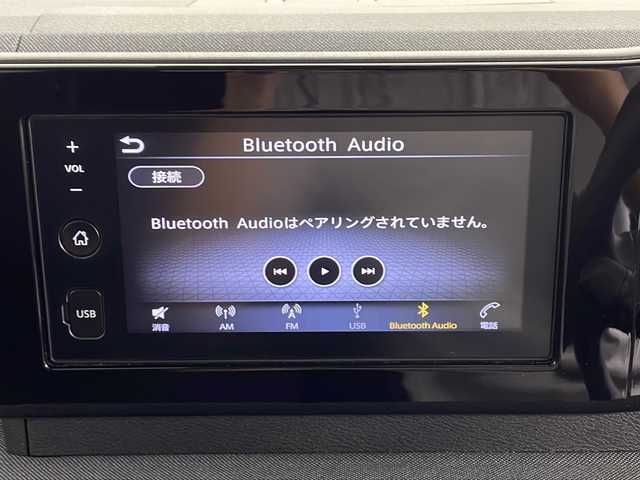 日産 サクラ X 鹿児島県 2023(令5)年 0.8万km 黒／ゴールド 純正ディスプレイオーディオ/（FM/AM/BT）/エマージェンシーブレーキ/電動パーキングブレーキ/オートホールド機能/e-ペダル/ステアリングスイッチ/オートライト/コーナーセンサ―/純正フロアマット/純正ドアバイザー/スマートキー/プッシュスタート/充電コード積載