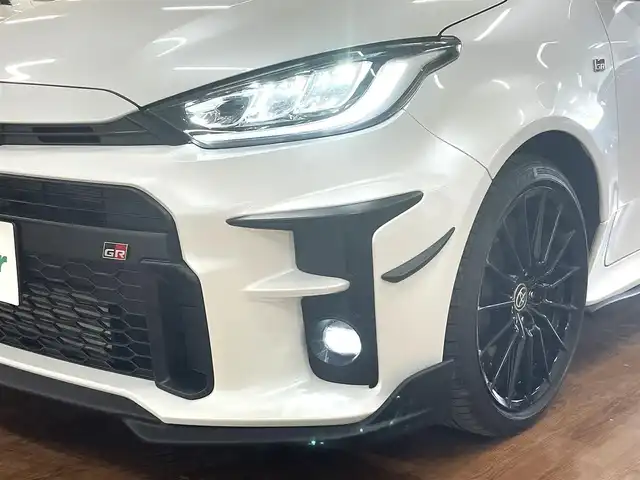 トヨタ ＧＲヤリス RC 道央・札幌 2021(令3)年 3.9万km プラチナホワイトパールマイカ 4WD/6速MT/TOM’sフルエアロ/ENKEI 18インチAW/HKS製マフラー/HKSエアクリーナー/社外メモリナビ/・フルセグTV/CD/DVD/BT/SD/USB/バックカメラ/社外前後ドライブレコーダー/社外レーダー/横滑り防止装置/アイドリングストップ/ステアリングリモコン/オートライト/LEDヘッドライト/フォグライト/ウインカーミラー/純正フロアマット/純正ドアバイザー