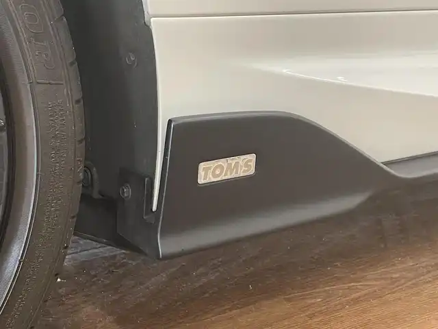 トヨタ ＧＲヤリス RC 道央・札幌 2021(令3)年 3.9万km プラチナホワイトパールマイカ 4WD/6速MT/TOM’sフルエアロ/ENKEI 18インチAW/HKS製マフラー/HKSエアクリーナー/社外メモリナビ/・フルセグTV/CD/DVD/BT/SD/USB/バックカメラ/社外前後ドライブレコーダー/社外レーダー/横滑り防止装置/アイドリングストップ/ステアリングリモコン/オートライト/LEDヘッドライト/フォグライト/ウインカーミラー/純正フロアマット/純正ドアバイザー