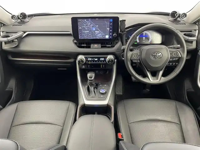 トヨタ ＲＡＶ４ ハイブリッドG 埼玉県 2023(令5)年 2.8万km グレーメタリック 純正10.5インチメモリナビ/ フルセグTV Bluetooth/パノラミックビューモニター/プリクラッシュセーフティ/レーンディパーチャーアラート/レーダークルーズコントロール/ブラインドスポットモニター/クリアランスソナー/パーキングサポートブレーキ/シートヒーター/ベンチレーション/ステアリングヒーター/パワーバックドア/ドライブレコーダー/LEDオートライト/オートハイビーム /スマートキー/ETC2.0