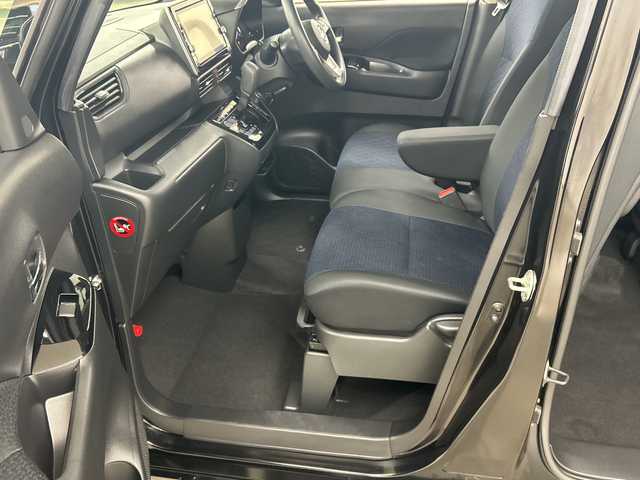 日産 ルークス HWS X プロパイロットED 長崎県 2020(令2)年 5.4万km ブラック 純正９インチナビ/(CD/DVD/AUX/フルセグ/Bluetooth)/全方位カメラ/両側電動ドア/ＥＴＣ/ドライブレコーダー/LEDヘッドライト/オートライト/オートハイビーム/アイドリングストップ/クリアランスソナー/横滑り防止装置/衝突軽減システム/電子パーキング/オートホールドブレーキ/プッシュスタート/スマートキー