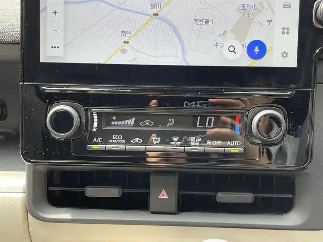 トヨタ シエンタ ハイブリッド Z 滋賀県 2024(令6)年 0.3万km プラチナホワイトパールマイカ 純正10.5インチナビ/【Bluetooth.フルセグTV】/全方位カメラ/衝突軽減ブレーキ/レーダークルーズコントロール/レーンキープアシスト/両側電動スライドドア/クリアランスソナー/前後ドライブレコーダー/ビルトインETC2.0/オートライト/オートハイビーム/LEDヘッドライト/ブラインドスポットモニター/スマートキー/スペアキー