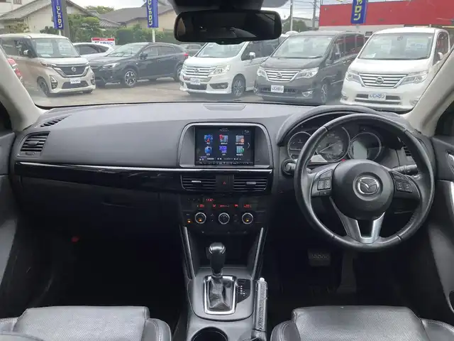 マツダ ＣＸ－５ XD Lパッケージ 静岡県 2014(平26)年 9.8万km ジェットブラックマイカ (株)IDOMが運営する【じしゃロン焼津店】の自社ローン専用車両になります。こちらは現金またはオートローンご利用時の価格です。自社ローンご希望の方は別途その旨お申付け下さい　/純正ＳＤナビ/（フルセグＴＶ/Ｂｌｕｅｔｏｏｔｈ接続/ＣＤ/ＤＶＤ）/衝突軽減ブレーキ/バック／サイドカメラ/クルーズコントロール/ＥＴＣ/ブラックレザーシート/パワーシート/シートヒーター/ＨＩＤヘッドライト/オートライト