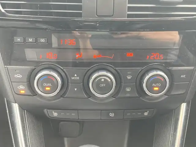 マツダ ＣＸ－５ XD Lパッケージ 静岡県 2014(平26)年 9.8万km ジェットブラックマイカ (株)IDOMが運営する【じしゃロン焼津店】の自社ローン専用車両になります。こちらは現金またはオートローンご利用時の価格です。自社ローンご希望の方は別途その旨お申付け下さい　/純正ＳＤナビ/（フルセグＴＶ/Ｂｌｕｅｔｏｏｔｈ接続/ＣＤ/ＤＶＤ）/衝突軽減ブレーキ/バック／サイドカメラ/クルーズコントロール/ＥＴＣ/ブラックレザーシート/パワーシート/シートヒーター/ＨＩＤヘッドライト/オートライト