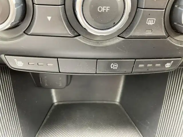 マツダ ＣＸ－５ XD Lパッケージ 静岡県 2014(平26)年 9.8万km ジェットブラックマイカ (株)IDOMが運営する【じしゃロン焼津店】の自社ローン専用車両になります。こちらは現金またはオートローンご利用時の価格です。自社ローンご希望の方は別途その旨お申付け下さい　/純正ＳＤナビ/（フルセグＴＶ/Ｂｌｕｅｔｏｏｔｈ接続/ＣＤ/ＤＶＤ）/衝突軽減ブレーキ/バック／サイドカメラ/クルーズコントロール/ＥＴＣ/ブラックレザーシート/パワーシート/シートヒーター/ＨＩＤヘッドライト/オートライト