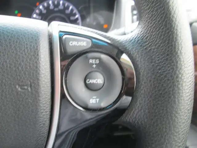ホンダ オデッセイ G エアロパッケージ 千葉県 2015(平27)年 6万km ホワイトオーキッドパール ワンオーナー保証書/取説/アイドリングストップ/純正8インチプレミアムインターナビ/CD/DVD/SD/BT/フルセグTV/バックカメラ　フロントコーナーセンサー/純正後席フリップダウンモニター/両側パワースライドドア/HIDヘッドライト/LEDフォグランプ/クルーズコントロール/ウッドパネル/D席シートリフト/純正17インチAW/純正ビルトインETC
