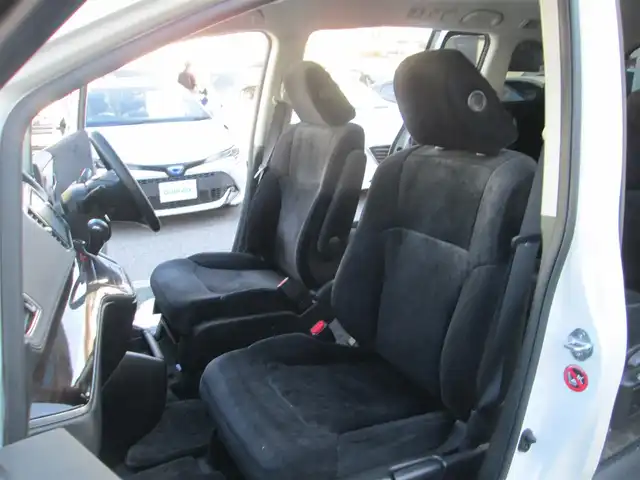 ホンダ オデッセイ G エアロパッケージ 千葉県 2015(平27)年 6万km ホワイトオーキッドパール ワンオーナー/純正8インチプレミアムインターナビ/バックカメラ/オーディオ【CD/DVD/SD/フルセグTV】/純正フリップダウンモニター/両側パワースライドドア/LEDヘッドライト&LEDフォグ/純正17インチアルミホイール/ウィンカードアミラー/2列目プレミアムクレイドシート/LEDアウターウエルカムライト/クルーズコントロール/コンフォートビューパッケージ/純正ビルトインETC/記録簿29.30.R1.3.4.6.7年度ホンダ有。