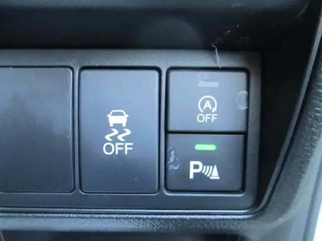 ホンダ オデッセイ G エアロパッケージ 千葉県 2015(平27)年 6万km ホワイトオーキッドパール ワンオーナー/純正8インチプレミアムインターナビ/バックカメラ/オーディオ【CD/DVD/SD/フルセグTV】/純正フリップダウンモニター/両側パワースライドドア/LEDヘッドライト&LEDフォグ/純正17インチアルミホイール/ウィンカードアミラー/2列目プレミアムクレイドシート/LEDアウターウエルカムライト/クルーズコントロール/コンフォートビューパッケージ/純正ビルトインETC/記録簿29.30.R1.3.4.6.7年度ホンダ有。