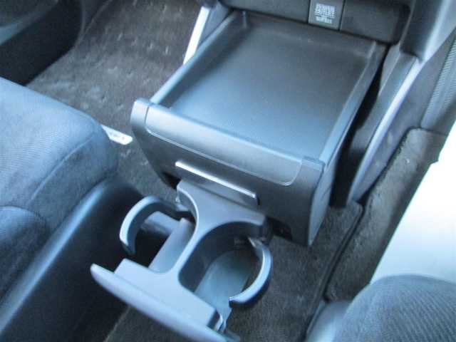 ホンダ オデッセイ G エアロパッケージ 千葉県 2015(平27)年 6万km ホワイトオーキッドパール ワンオーナー/純正8インチプレミアムインターナビ/バックカメラ/オーディオ【CD/DVD/SD/フルセグTV】/純正フリップダウンモニター/両側パワースライドドア/LEDヘッドライト&LEDフォグ/純正17インチアルミホイール/ウィンカードアミラー/2列目プレミアムクレイドシート/LEDアウターウエルカムライト/クルーズコントロール/コンフォートビューパッケージ/純正ビルトインETC/記録簿29.30.R1.3.4.6.7年度ホンダ有。