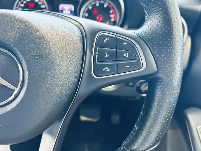 メルセデス・ベンツ ＣＬＡ１８０ Sブレイク AMG スタイル 大阪府 2018(平30)年 2.8万km コスモスブラック レーダーセーフティP/純正ナビ/TV/バックカメラ/applecarplay/ACC/ブラインドスポット/純正18インチAW/LEDヘッドライト/電動リアゲート/クリアランスソナー/パドルシフト/ハーフレザー/シートヒーター/ETC/ドラレコ/スマートイー