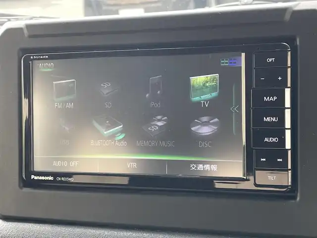 スズキ ジムニー シエラ 東京都 2024(令6)年 0.7万km 黒 シートヒーター　/ヒルディセントコントロール/ヘッドランプウォッシャー　/ＬＥＤヘッドライト　/撥水ファブリックシート　/１５インチジオランダー　/Ｂｌｕｅｔｏｏｔｈ　/・フルセグ　/・CD/DVD再生