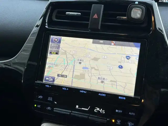 トヨタ プリウス A ツーリングセレクション 静岡県 2016(平28)年 8.5万km エモーショナルレッド 純正SD９インチナビ/Bluetooth/CD/DVD/USB/AUX/HDMI/ETC/バックカメラ/フルセグ/パーキングアシスト/シートヒーターD＋N/クルーズコントロール追従有/モデリスタホイール/AC100V/フロントフォグランプ/ヘッドアップディスプレイ