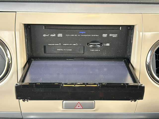 スズキ ラパン 10thアニバーサリーリミテッド 静岡県 2012(平24)年 9.5万km メロウブロンズパールメタリック ナビ/・ラジオ/フルセグTV/・CD/DVD/USB/SD/内蔵メモリ/主要装備/・ＥＴＣ　/・シートヒーター　/・純正フロアマット　/・純正アルミホイール　/・プッシュスタート　/・スマートキー　/・盗難防止装置　/・スペアキー　/・パワーステアリング　/・パワーウィンド　Ｕ/・USB入力端子　/・ハロゲンヘッドライト