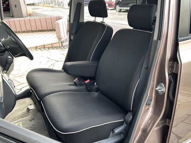 スズキ ラパン 10thアニバーサリーリミテッド 静岡県 2012(平24)年 9.5万km メロウブロンズパールメタリック ナビ/・ラジオ/フルセグTV/・CD/DVD/USB/SD/内蔵メモリ/主要装備/・ＥＴＣ　/・シートヒーター　/・純正フロアマット　/・純正アルミホイール　/・プッシュスタート　/・スマートキー　/・盗難防止装置　/・スペアキー　/・パワーステアリング　/・パワーウィンド　Ｕ/・USB入力端子　/・ハロゲンヘッドライト