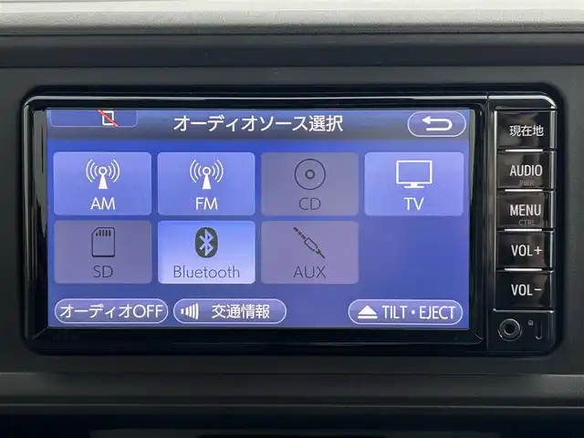 トヨタ パッソ X Lパッケージ S 道央・札幌 2017(平29)年 1.3万km ファインブルーマイカメタリック ・ワンオーナー/・４WD/・寒冷地仕様/・純正ナビ/・バックカメラ/・衝突軽減ブレーキ/・横滑り防止/・アイドリングストップ/・リヤコーナーセンサー/・ヘッドライトレベライザー/・ワイパーデアイサー/・フロントフォグライト/・プッシュスタート/・スマートキー/・ホイール付スタッドレス積込/・保証書/・取説