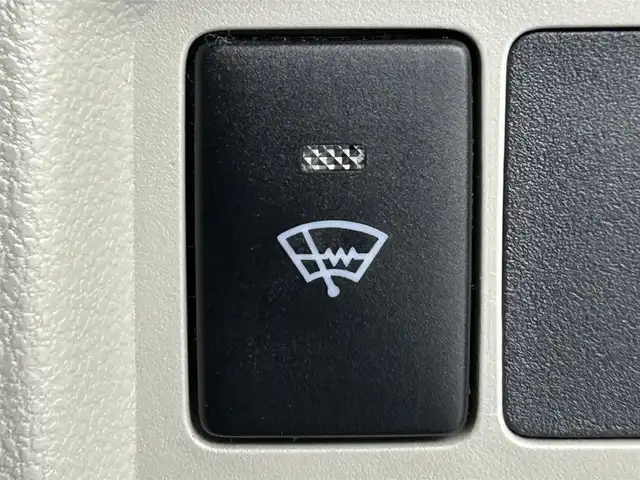 トヨタ パッソ X Lパッケージ S 道央・札幌 2017(平29)年 1.3万km ファインブルーマイカメタリック ・ワンオーナー/・４WD/・寒冷地仕様/・純正ナビ/・バックカメラ/・衝突軽減ブレーキ/・横滑り防止/・アイドリングストップ/・リヤコーナーセンサー/・ヘッドライトレベライザー/・ワイパーデアイサー/・フロントフォグライト/・プッシュスタート/・スマートキー/・ホイール付スタッドレス積込/・保証書/・取説