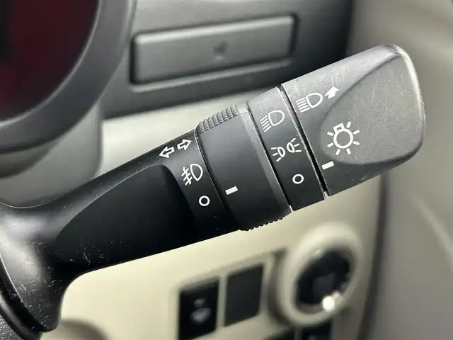 トヨタ パッソ X Lパッケージ S 道央・札幌 2017(平29)年 1.3万km ファインブルーマイカメタリック ・ワンオーナー/・４WD/・寒冷地仕様/・純正ナビ/・バックカメラ/・衝突軽減ブレーキ/・横滑り防止/・アイドリングストップ/・リヤコーナーセンサー/・ヘッドライトレベライザー/・ワイパーデアイサー/・フロントフォグライト/・プッシュスタート/・スマートキー/・ホイール付スタッドレス積込/・保証書/・取説