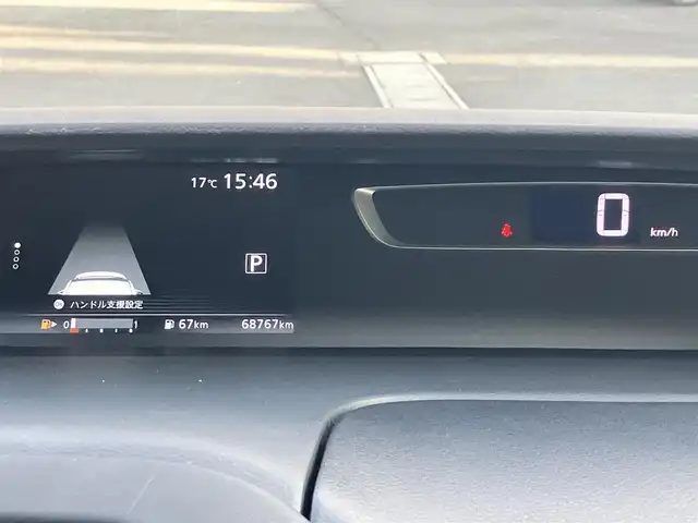 日産 セレナ ハイウェイスター 静岡県 2016(平28)年 6.9万km マルーンレッド 純正ナビ（CD/DVD/BT/フルセグ）/全方位カメラ/プロパイロット/エンジンスタートボタン/取扱説明書/パワーステアリング/パワーウィンドウ/パーキングアシスト/スマートキー/スペアキー1本/Wオートエアコン/レーダークルーズコントロール/純正後席モニター/USB入力端子/ETC/三列シート/ドライブレコーダー前後/ウォークスルー/純正フロアマット/布シート/両側パワースライドドア/純正アルミホイール/ABS/横滑り防止装置/コーナーセンサー前後/レーンキープアシスト/オートライト/LED/W+サイドエアバッグ/衝突軽減システム/デジタルインナーミラー