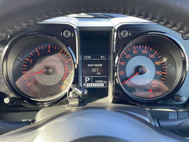 スズキ ジムニー シエラ JC 道東・釧路十勝 2024(令6)年 4.4万km ブルーイッシュブラックパール3 4WD/社外メモリナビ　/(AM/FM/フルセグTV/ＤＶＤ再生/Ｂｌｕｅｔｏｏｔｈ接続)　/前方ドライブレコーダー　/ＥＴＣ　/バックカメラ　/前席シートヒーター　/クルーズコントロール　/リアコーナーセンサー　/レーンアシスト　/デュアルセンサーブレーキサポート/横滑り防止装置/アイドリングストップ　/スマートキー/プッシュスタート/純正LEDヘッドライト/純正15インチアルミホイール/社外フロアマット