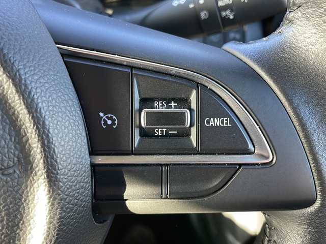 スズキ ジムニー シエラ JC 道東・釧路十勝 2024(令6)年 4.4万km ブルーイッシュブラックパール3 4WD/社外メモリナビ　/(AM/FM/フルセグTV/ＤＶＤ再生/Ｂｌｕｅｔｏｏｔｈ接続)　/前方ドライブレコーダー　/ＥＴＣ　/バックカメラ　/前席シートヒーター　/クルーズコントロール　/リアコーナーセンサー　/レーンアシスト　/デュアルセンサーブレーキサポート/横滑り防止装置/アイドリングストップ　/スマートキー/プッシュスタート/純正LEDヘッドライト/純正15インチアルミホイール/社外フロアマット