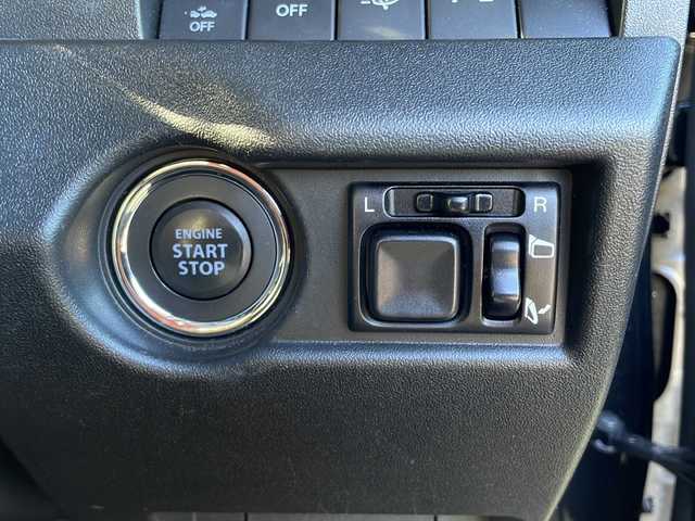 スズキ ジムニー シエラ JC 道東・釧路十勝 2024(令6)年 4.4万km ブルーイッシュブラックパール3 4WD/社外メモリナビ　/(AM/FM/フルセグTV/ＤＶＤ再生/Ｂｌｕｅｔｏｏｔｈ接続)　/前方ドライブレコーダー　/ＥＴＣ　/バックカメラ　/前席シートヒーター　/クルーズコントロール　/リアコーナーセンサー　/レーンアシスト　/デュアルセンサーブレーキサポート/横滑り防止装置/アイドリングストップ　/スマートキー/プッシュスタート/純正LEDヘッドライト/純正15インチアルミホイール/社外フロアマット