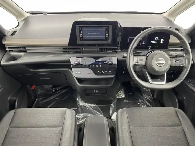 日産 セレナ e－パワー ハイウェイスター V 埼玉県 2023(令5)年 2.3万km プリズムホワイト 純正ナビ　Ｂカメラ　後席モニター　ＢＳＭ　ＥＴＣ　レーンキープアシスト　両側パワースライドドア　オートハイビーム　コーナーセンサー　衝突軽減システム　レーダークルーズコントロール　Ｂｌｕｅｔｏｏｔｈ