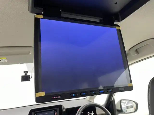 日産 セレナ e－パワー ハイウェイスター V 埼玉県 2023(令5)年 2.3万km プリズムホワイト 純正ナビ　Ｂカメラ　後席モニター　ＢＳＭ　ＥＴＣ　レーンキープアシスト　両側パワースライドドア　オートハイビーム　コーナーセンサー　衝突軽減システム　レーダークルーズコントロール　Ｂｌｕｅｔｏｏｔｈ