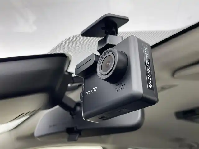 日産 セレナ e－パワー ハイウェイスター V 埼玉県 2023(令5)年 2.3万km プリズムホワイト 純正ナビ　Ｂカメラ　後席モニター　ＢＳＭ　ＥＴＣ　レーンキープアシスト　両側パワースライドドア　オートハイビーム　コーナーセンサー　衝突軽減システム　レーダークルーズコントロール　Ｂｌｕｅｔｏｏｔｈ