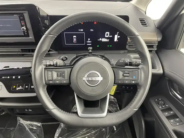 日産 セレナ e－パワー ハイウェイスター V 埼玉県 2023(令5)年 2.3万km プリズムホワイト 純正ナビ　Ｂカメラ　後席モニター　ＢＳＭ　ＥＴＣ　レーンキープアシスト　両側パワースライドドア　オートハイビーム　コーナーセンサー　衝突軽減システム　レーダークルーズコントロール　Ｂｌｕｅｔｏｏｔｈ