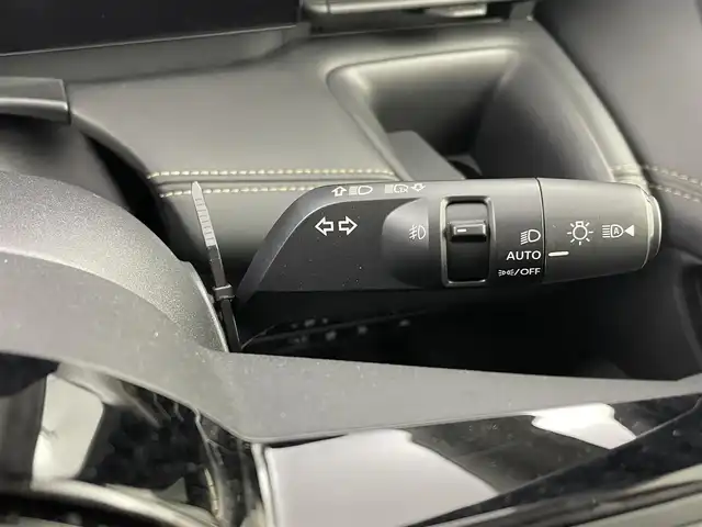 日産 セレナ e－パワー ハイウェイスター V 埼玉県 2023(令5)年 2.3万km プリズムホワイト 純正ナビ　Ｂカメラ　後席モニター　ＢＳＭ　ＥＴＣ　レーンキープアシスト　両側パワースライドドア　オートハイビーム　コーナーセンサー　衝突軽減システム　レーダークルーズコントロール　Ｂｌｕｅｔｏｏｔｈ