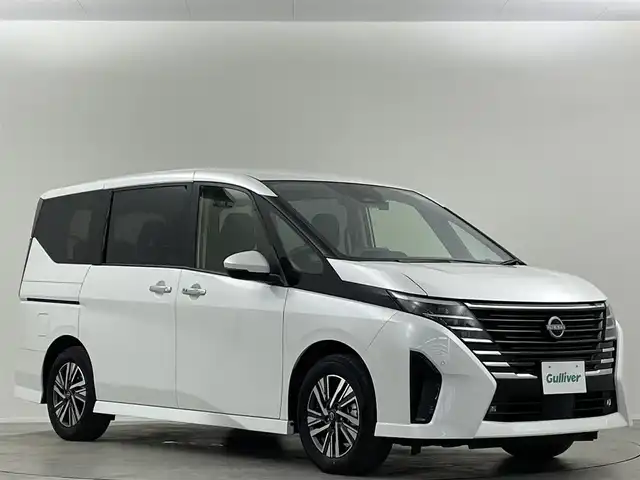 日産 セレナ e－パワー ハイウェイスター V 埼玉県 2023(令5)年 2.3万km プリズムホワイト 純正ナビ　Ｂカメラ　後席モニター　ＢＳＭ　ＥＴＣ　レーンキープアシスト　両側パワースライドドア　オートハイビーム　コーナーセンサー　衝突軽減システム　レーダークルーズコントロール　Ｂｌｕｅｔｏｏｔｈ