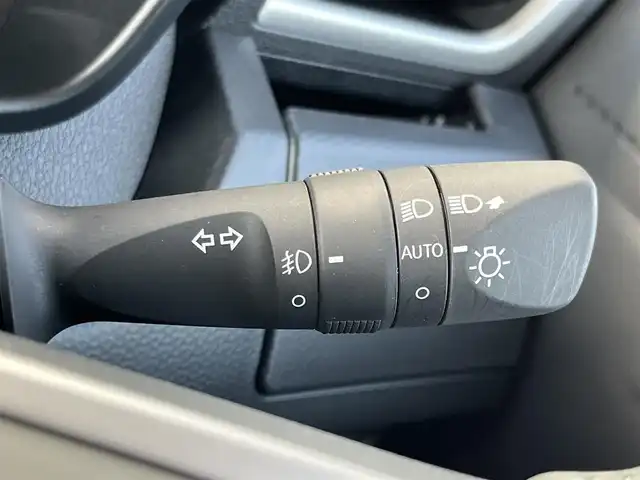 ダイハツ トール カスタムG ターボ 宮城県 2025(令7)年 0.5万km パールホワイトⅢ 純正9インチディスプレイオーディオ/(TV/BT/AppleCarPlay/AndroidAuto)/レーダークルーズコントロール/アラウンドビューモニター/前後コーナーセンサー/衝突軽減システム/レーンキープアシスト/両側パワースライドドア/後席サンシェード/LEDヘッドライト/純正15インチAW/保証書/取り扱い説明書/スペアキーX1