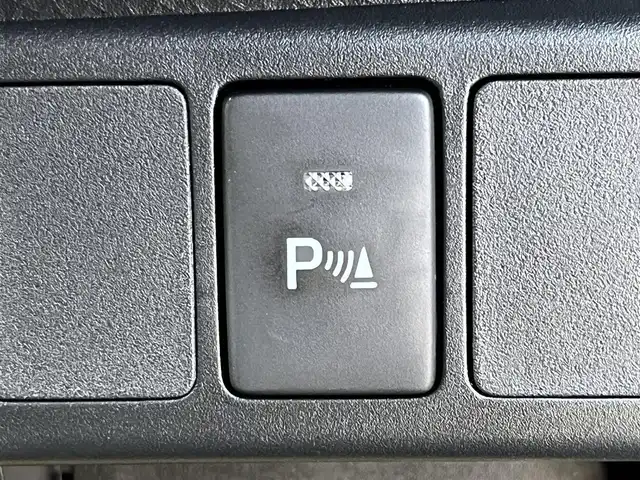 ダイハツ トール カスタムG ターボ 宮城県 2025(令7)年 0.5万km パールホワイトⅢ 純正9インチディスプレイオーディオ/(TV/BT/AppleCarPlay/AndroidAuto)/レーダークルーズコントロール/アラウンドビューモニター/前後コーナーセンサー/衝突軽減システム/レーンキープアシスト/両側パワースライドドア/後席サンシェード/LEDヘッドライト/純正15インチAW/保証書/取り扱い説明書/スペアキーX1