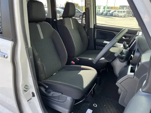 ダイハツ トール カスタムG ターボ 宮城県 2025(令7)年 0.5万km パールホワイトⅢ 純正9インチディスプレイオーディオ/(TV/BT/AppleCarPlay/AndroidAuto)/レーダークルーズコントロール/アラウンドビューモニター/前後コーナーセンサー/衝突軽減システム/レーンキープアシスト/両側パワースライドドア/後席サンシェード/LEDヘッドライト/純正15インチAW/保証書/取り扱い説明書/スペアキーX1