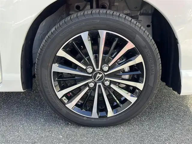 ダイハツ トール カスタムG ターボ 宮城県 2025(令7)年 0.5万km パールホワイトⅢ 純正9インチディスプレイオーディオ/(TV/BT/AppleCarPlay/AndroidAuto)/レーダークルーズコントロール/アラウンドビューモニター/前後コーナーセンサー/衝突軽減システム/レーンキープアシスト/両側パワースライドドア/後席サンシェード/LEDヘッドライト/純正15インチAW/保証書/取り扱い説明書/スペアキーX1