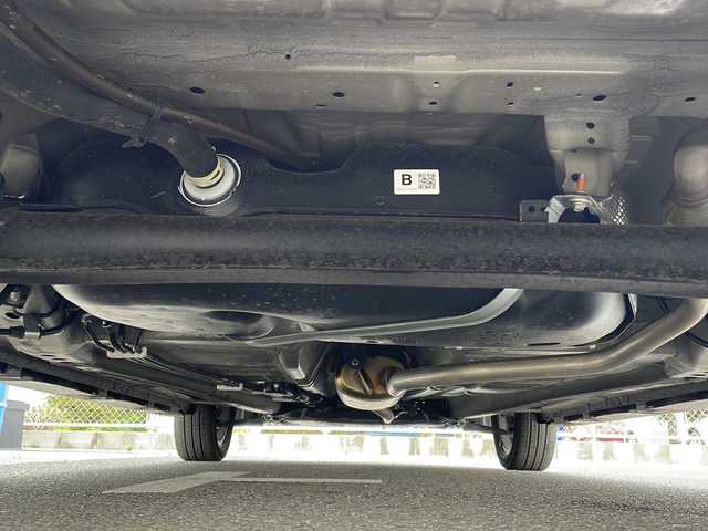 スズキ スペーシア カスタム HYBRID XS 山口県 2025(令7)年 1.3万km ブルーイッシュブラックパール3 社外メモリナビ【MDV-D310】/・ワンセグテレビ/・Bluetooth/・AM/FM/CD/DVD/・AUX/・USB／iPod/・SMART USEN/バックカメラ/ドライブレコーダー/両側パワースライドドア/スマートキー/プッシュスタート/電動パーキングブレーキ/ヘッドアップディスプレイ/シートヒーター（運転席＋助手席）/ステアリングヒーター/シガーソケット/USB入力端子×２/サーキュレーター/デュアルセンサーブレーキサポートII/・誤発進抑制機能/・後方誤発進抑制機能/・低速時ブレーキサポート/・パーキングセンサー/・車線逸脱警報機能/・車線逸脱抑制機能/・ふらつき警報機能/・発進お知らせ機能/・標識認識機能/・ヘッドアップディスプレイ/・アダプティブクルーズコントロール/・車線維持支援機能/純正15インチAW