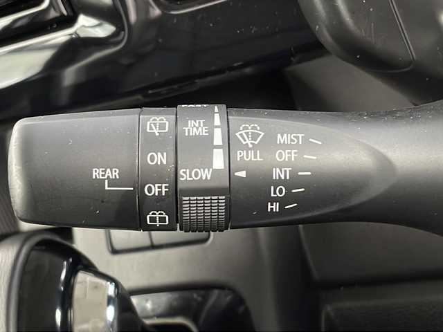 スズキ スペーシア カスタム HYBRID XS 山口県 2025(令7)年 1.3万km ブルーイッシュブラックパール3 社外メモリナビ【MDV-D310】/・ワンセグテレビ/・Bluetooth/・AM/FM/CD/DVD/・AUX/・USB／iPod/・SMART USEN/バックカメラ/ドライブレコーダー/両側パワースライドドア/スマートキー/プッシュスタート/電動パーキングブレーキ/ヘッドアップディスプレイ/シートヒーター（運転席＋助手席）/ステアリングヒーター/シガーソケット/USB入力端子×２/サーキュレーター/デュアルセンサーブレーキサポートII/・誤発進抑制機能/・後方誤発進抑制機能/・低速時ブレーキサポート/・パーキングセンサー/・車線逸脱警報機能/・車線逸脱抑制機能/・ふらつき警報機能/・発進お知らせ機能/・標識認識機能/・ヘッドアップディスプレイ/・アダプティブクルーズコントロール/・車線維持支援機能/純正15インチAW