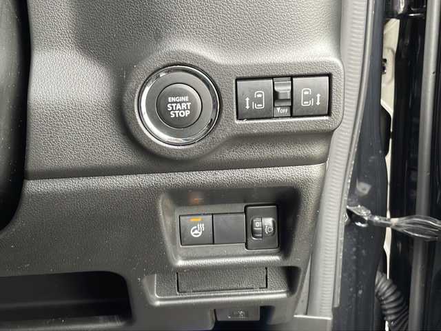 スズキ スペーシア カスタム HYBRID XS 山口県 2025(令7)年 1.3万km ブルーイッシュブラックパール3 社外メモリナビ【MDV-D310】/・ワンセグテレビ/・Bluetooth/・AM/FM/CD/DVD/・AUX/・USB／iPod/・SMART USEN/バックカメラ/ドライブレコーダー/両側パワースライドドア/スマートキー/プッシュスタート/電動パーキングブレーキ/ヘッドアップディスプレイ/シートヒーター（運転席＋助手席）/ステアリングヒーター/シガーソケット/USB入力端子×２/サーキュレーター/デュアルセンサーブレーキサポートII/・誤発進抑制機能/・後方誤発進抑制機能/・低速時ブレーキサポート/・パーキングセンサー/・車線逸脱警報機能/・車線逸脱抑制機能/・ふらつき警報機能/・発進お知らせ機能/・標識認識機能/・ヘッドアップディスプレイ/・アダプティブクルーズコントロール/・車線維持支援機能/純正15インチAW