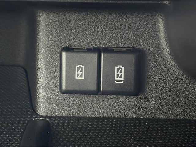 スズキ スペーシア カスタム HYBRID XS 山口県 2025(令7)年 1.3万km ブルーイッシュブラックパール3 社外メモリナビ【MDV-D310】/・ワンセグテレビ/・Bluetooth/・AM/FM/CD/DVD/・AUX/・USB／iPod/・SMART USEN/バックカメラ/ドライブレコーダー/両側パワースライドドア/スマートキー/プッシュスタート/電動パーキングブレーキ/ヘッドアップディスプレイ/シートヒーター（運転席＋助手席）/ステアリングヒーター/シガーソケット/USB入力端子×２/サーキュレーター/デュアルセンサーブレーキサポートII/・誤発進抑制機能/・後方誤発進抑制機能/・低速時ブレーキサポート/・パーキングセンサー/・車線逸脱警報機能/・車線逸脱抑制機能/・ふらつき警報機能/・発進お知らせ機能/・標識認識機能/・ヘッドアップディスプレイ/・アダプティブクルーズコントロール/・車線維持支援機能/純正15インチAW