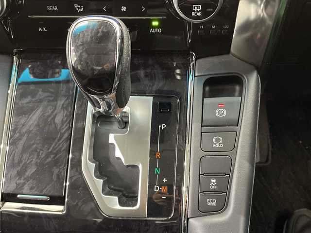 トヨタ アルファード S Cパッケージ 栃木県 2020(令2)年 1.9万km ホワイトパールクリスタルシャイン 純正メーカーディスプレイオーディオ/後席フリップダウンモニター/トヨタセーフティセンス/両側オートスライドドア/パワーバックドア/モデリスタエアロキット/ツインムーンルーフ/純正18インチアルミ/シートヒーター/パワーシート/ベンチレーター/3眼LEDライト/シーケンシャルランプ/ビルトインETC/禁煙車/ドラレコ/電動オットマン/ドアバイザー/アンビエントライト