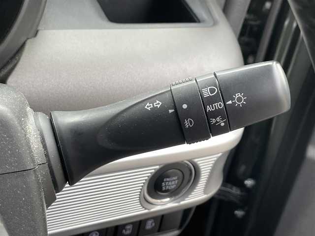 スズキ スペーシア ギア HYBRID XZターボ 滋賀県 2022(令4)年 3.2万km クールカーキパールメタリック/ガンメタリック2トーン 純正9型ナビ/【Bluetooth/USB/AppleCarPlay/AndroidoAuto/フルセグTV】/全方位カメラ/パドルシフト/シートヒーター/追従クルーズコントロール/ステアリングリモコン/スマートキー/純正１４AW/ルーフレール/ビルトインETC