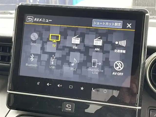 スズキ スペーシア ギア HYBRID XZターボ 滋賀県 2022(令4)年 3.2万km クールカーキパールメタリック/ガンメタリック2トーン 純正9型ナビ/【Bluetooth/USB/AppleCarPlay/AndroidoAuto/フルセグTV】/全方位カメラ/パドルシフト/シートヒーター/追従クルーズコントロール/ステアリングリモコン/スマートキー/純正１４AW/ルーフレール/ビルトインETC