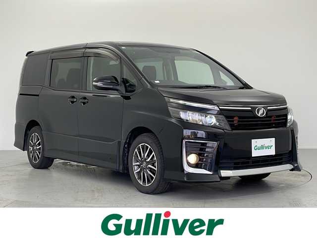 トヨタ ヴォクシー ZS 愛知県 2014(平26)年 4.3万km ブラック 両側パワースライドドア/純正SDナビ/地デジTV/【DVD/CD再生機能　Bluetooth接続】/フリップダウンモニター/革巻きステアリング/ステアリングスイッチ/ETC/LEDヘッドライト/フォグライト/ウインカーミラー/純正16インチアルミホイル/スマートキー
