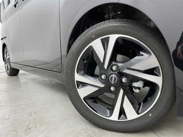 日産 ルークス ハイウェイスター Gターボ 福岡県 2024(令6)年 0.2万km ブラック 純正９型ナビ（フルセグＴＶ）　/全方位カメラ　/ＥＴＣ　/セーフティ・シールドスイッチ　/エマージェンシーブレーキ　/レーンキープ　/先行車発進お知らせ　/コーナーセンサー　/両側電動スライドドア　/純正１５インチＡＷ