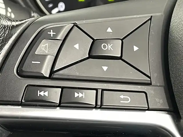 日産 エクストレイル 20Xi 福島県 2018(平30)年 6.8万km 黒 プロパイロット　/・レーダークルーズコントロール/・車線逸脱警報/・レーンキープアシスト/・駐車支援/エマージェンシーブレーキ　/アラウンドビューモニター　/ＥＴＣ　/ドライブレコーダー　/純正ナビゲーション　/【AM/FM/CD/TV】/型番:MM317D-7/電子パーキング/4WD　/プッシュスタート　/・スマートキー　/ＬＥＤライト　/・オートライト　/・フォグライト/純正フロアマット